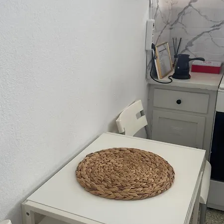 公寓 φωτεινο διαμερισμα στη νεαπολη-λαρισας έως 2 άτομα