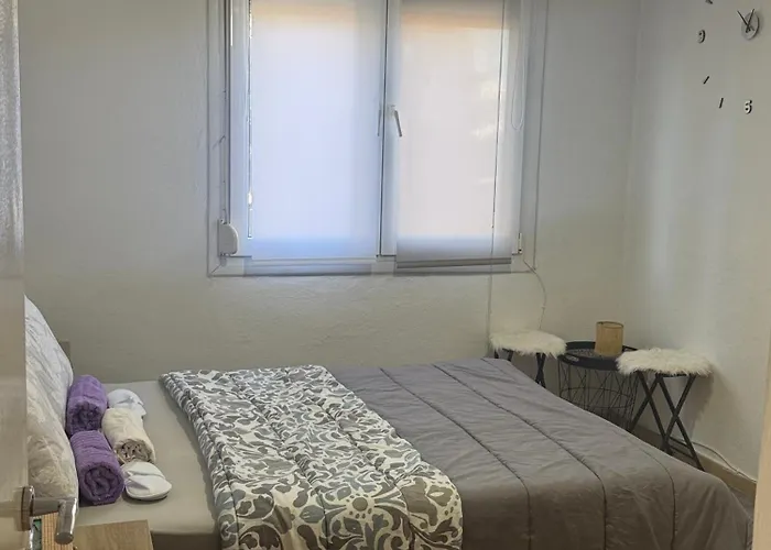 φωτεινο διαμερισμα στη νεαπολη-λαρισας έως 2 άτομα Larissa